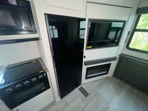 Nouveau Keystone Cougar Sport 2400RE 2025 - Product Image 3