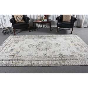 Alfombra Turca Vintage, Alfombra de 5.6x9.5 pies, Alfombra Grande con Estampado Animal en Gris - Product Image 2