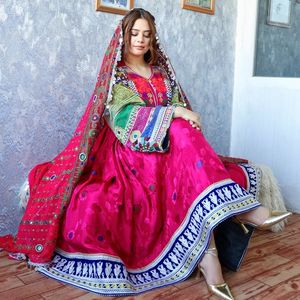 Dernière robe afghane de couleur noire de style moderne avec pantalon avec pièces de monnaie brodées vente chaude - Product Image 2