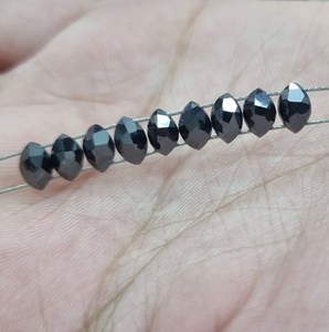 Cuentas de diamante de moissanita de corte Marquesa de 4*6 MM, cuentas de lujo de moissanita para collar de moissanita y joyería personalizada - Product Image 1