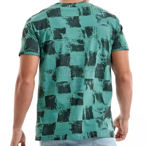 Camiseta Moderna para Hombre con Sublimación, Diseño Vibrante con Estampado Completo, Ajuste Cómodo, Diseñada para Uso Casual y al Aire Libre - Product Image 2