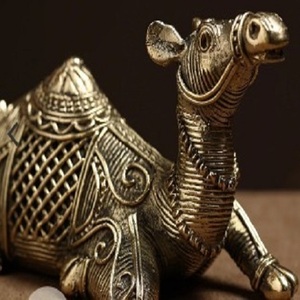 ราคาล่าสุดการออกแบบที่ไม่ซ้ํากันอินเดียแฮนด์เมดโลหะอูฐชนเผ่า Odisha Dokra สําหรับรายการตกแต่งบ้านศิลปะ - Product Image 2