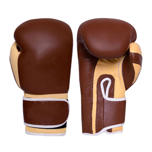 Gants de boxe en cuir PU de 8oz avec logo personnalisé pour hommes, gants de compétition de Muay Thai en PVC avec design propre - Product Image 6