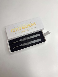 Pince à épiler pour cils GETUP BROSONS GBI de haute qualité, en acier inoxydable noir mat, à pointe lisse, avec grip diamanté, plusieurs couleurs, 45 degrés - Product Image 3