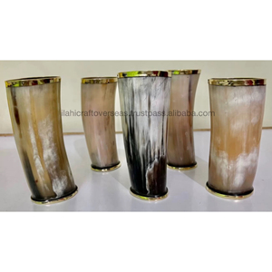 Vasos de cuerno de animales religiosos vikingos hechos a mano impermeables con moldura de latón - Product Image 1