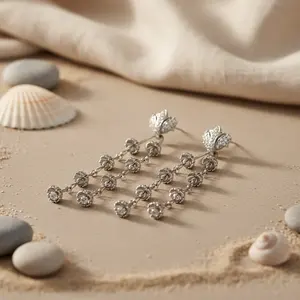 Boucles d'oreilles pendantes élégantes en argent 925 plaqué or pour femme, ornées de perles et de diamants en or blanc – Cadeau idéal - Product Image 3