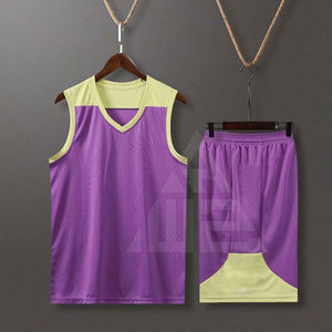 Uniformes de basket-ball pour hommes sur mesure, légers et grande taille - Service OEM de haute qualité avec logo personnalisé - Product Image 3