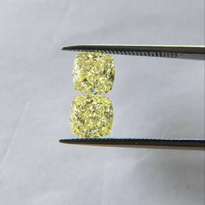 1.17 Cts Fancy Light Yellow Coussin Cut VS1 Clarity Grade GIA Certified 100% Natural Loose Fancy Diamonds From India à faible coût - Product Image 1