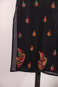 เสื้อคลุมโมดอลสีดำแบบพรีเมี่ยมสำหรับผู้หญิงชุดสวมใส่สไตล์ชนเผ่าแขนยาวหรูหราและเนื้อนุ่มน้ำหนักเบาสำหรับทุกโอกาส - Product Image 4