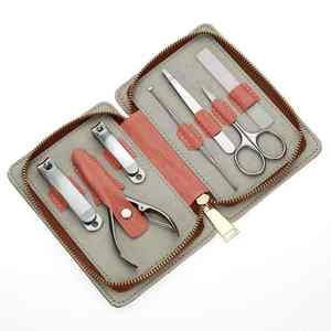 2025 haute qualité 7 pièces en acier inoxydable manucure pédicure ensemble d'outils multifonction coupe-ongles Kit soins de beauté toilettage des pieds - Product Image 4