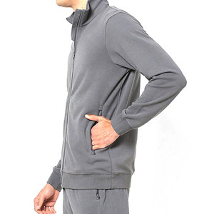 Ropa de abrigo transpirable para hombre de la mejor calidad, conjunto de chándal de nailon cortavientos 2025, chándal para entrenamiento de invierno para hombre a la venta - Product Image 4
