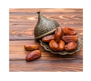 Bols à dattes élégants pour servir des collations et des fruits secs, avec des designs polyvalents pour la cuisine et la table - Product Image 1