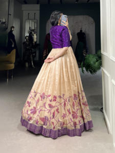 Vestido tradicional estampado de seda verde con lentejuelas bordadas Koti Micro Forro de algodón y estilo completo para fiesta al por mayor - Product Image 5