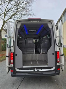 Volkswagen Crafter 103 Van 2021 Usada, 21 Asientos, Faros LED, Aire Acondicionado Automático, Neumáticos R16, Volante a la Izquierda, Gasolina - Product Image 3