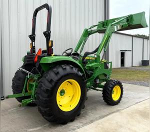 Tractor agrícola usado asequible John For Deere 4052M Tractores compactos a la venta - Product Image 1