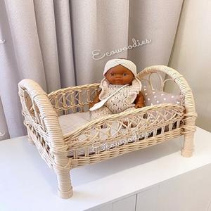 Cuna de mimbre de ensueño de madera y ratán hecha a mano de primera calidad, cuna de muñeca para dormitorio, niños al aire libre, Idea de decoración de sala de juegos - Product Image 1