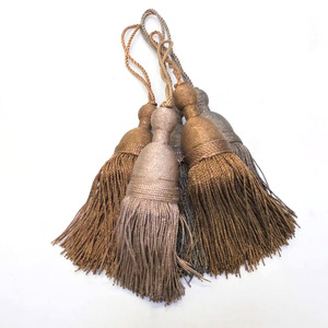 Hot Selling Gold Bullion glands pour les vêtements et l'utilisation décorative dans les églises Bolas Con Boletes BULLION TASSEL - Product Image 4