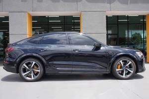 รถยนต์มือสอง Audi e-tron S Sportback quattro Premium Plus AWD quattro Premium Plus 4 ประตู รุ่นปี 2022 ขายส่ง - Product Image 5