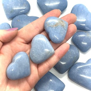 Piedra preciosa tallada a mano de la mejor calidad, corazón hinchado de Angelita, corazón de cristal de Angelita Natural al por mayor para regalos de amor decorativos - Product Image 3
