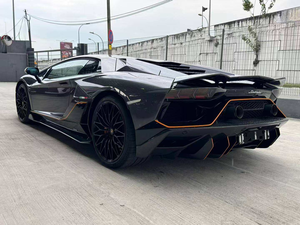 จัดส่งรวดเร็วสำหรับรถมือสองปี 2024 รุ่น Aventador Euro VI ดีเซล พวงมาลัยซ้าย เปิดประทุน เกียร์อัตโนมัติ หลังคาซันรูฟ - Product Image 4