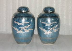 Urnas de aluminio sólido de alta calidad con acabado único elegante para suministros de urnas funerarias urnas de metal en precio al por mayor - Product Image 3