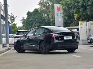 2023รถยนต์ไฟฟ้า Tesla รุ่น3ขับเคลื่อนล้อหลังรุ่นรีเฟรช - Product Image 6