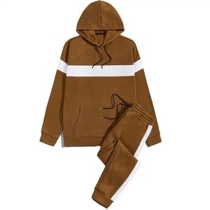 Survêtement unisexe grande taille bicolore à capuche, personnalisable avec logo sérigraphié, idéal pour l'hiver – Vêtement de sport très demandé - Product Image 5