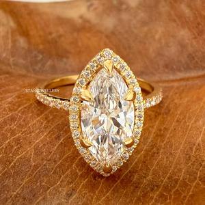 Bague de fiançailles en or massif 14 carats 2.50 ct CVD taille marquise IGI certifié diamant solitaire halo. - Product Image 1