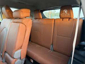 Toyota Highlander Hybrid 2.5L del 2022 usata, SUV a trazione anteriore, pronta per la spedizione, veicolo familiare a 5 posti. |   Pronto per l'esportazione - Product Image 5