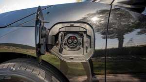 PERFECTLY Used 2024 Top Europe Import Left Hand <b>Drive</b> Sedan Euro V Automatic Leather Seats Fast Delivery Available Vehicle - Product Image 4