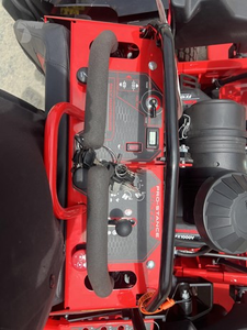 Tondeuse autoportée à braquage zéro Gravely Pro-Stance Ultra 60 pouces 2025, 38,5 CV, moteur Kawasaki FX1000V EFI, transmission Hydro-Gear ZT, usage commercial - Product Image 6