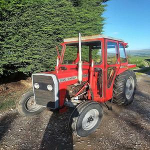 Entrega rápida Massey Ferguson MF 200 Xtra Series 25HP 4WD Tractor Gearbox Diseñado para una agricultura de confianza de alta productividad - Product Image 3