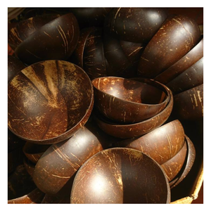 Bols en coquille de noix de coco gravés en gros de qualité supérieure bols en noix de coco en bambou faits à la main naturels usine du Vietnam fournisseur d'exportation - Product Image 1