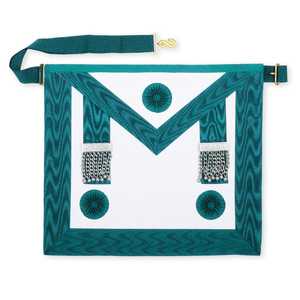 Tablier fait avec des coins cousus solides sangle lisse et corps léger parfait pour un usage quotidien ou un événement professionnel - Product Image 4