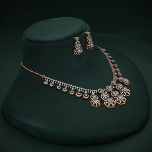 Collier ras du cou de mariée en or massif 18 carats avec diamant naturel véritable taille brillant D VVS serti à griffes certifié IGI – Prix de gros pour soirée - Product Image 2