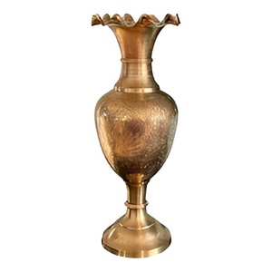 Vase à fleurs élégant en métal facile à déplacer canapé côté chevet décoratif luxe en laiton Vase à fleurs or royal poli de belle qualité - Product Image 5
