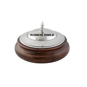 Olla Caliente de Madera con Acabado en Nogal, Cazuela Hecha a Mano de Primera Calidad, Calentador de Alimentos de Madera de Diseño Más Vendido - Product Image 1