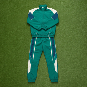 ชุดสตรีทแวร์ผ้าไนลอนน้ำหนักเบามีฮู้ดสำหรับสตรีทแวร์มีซิปบล็อกแผงมีซิป100% ออกแบบได้ตามต้องการ - Product Image 3