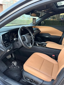 SUV Lexus - Product Image 2