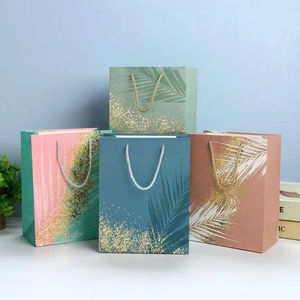 Bolsas de Papel Artesanales Ecológicas de Alta Gama con Diseño Floral, Estilo Bolso de Mano, Proveedor de Regalos y Souvenirs - Product Image 1