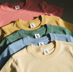 T-shirt tendance en coton 220 g/m² personnalisé pour hommes Chemises solides pour hommes T-shirt de créateur de luxe en coton épais imprimé pour le travail Marques célèbres - Product Image 1