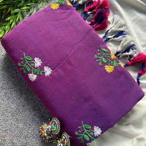 Sari Tradicional Indio de Algodón Khadi con Bordado Floral, Sin Arrugas, Absorbente de Humedad, para Bodas y Eventos Étnicos - Product Image 1