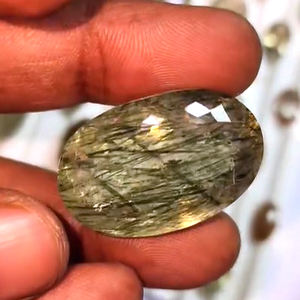 ควอตซ์รูไทล์สีดำทองธรรมชาติ 82 ชิ้น ขนาด 15 มม. ถึง 40 มม. รูปไข่เหลี่ยมเพชรพลอย น้ำหนักรวม 1102 กะรัต ขายส่งจาก Iroc ราคา 328 ดอลลาร์สหรัฐ สำหรับทั้งหมด - Product Image 4