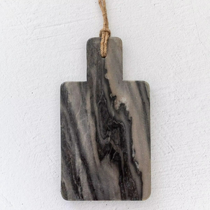 Planche à découper en marbre de qualité supérieure pour les chefs amateurs de cuisine à la recherche d'un outil de cuisine élégant et fonctionnel - Product Image 1