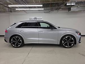 Voitures Audi RS Q8 4.0T quattro AWD 4.0T quattro 4 portes SUV d'occasion bon marché de 2022 à vendre - Product Image 3