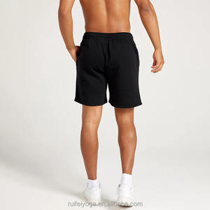 Pantalones cortos deportivos para hombre con logotipo personalizado OEM, transpirables, impermeables, holgados, para gimnasio, playa, diseño de patrón sólido, cintura media - Product Image 5