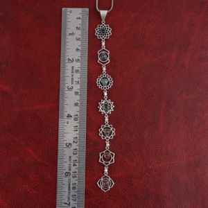 Nouveau collier en laiton pour femmes, plaqué argent et or, pendentif 7 chakras, pendentif plaqué or pour femmes et filles - Product Image 6