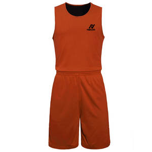 Uniforme de Baloncesto Personalizado de Manga Corta para Hombre, Producto de Alta Demanda en Venta - Product Image 1