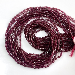 Mozambique โกเมนเหลี่ยมเพชรพลอยเม็ดเล็กๆหยดอัญมณีสีแดงธรรมชาติสำหรับทำเครื่องประดับ - Product Image 4