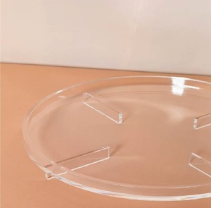 Forme ronde de plateau en acrylique transparent fabriqué à la main et design élégant parfait pour le service des aliments dans les hôtels et les restaurants - Product Image 1
